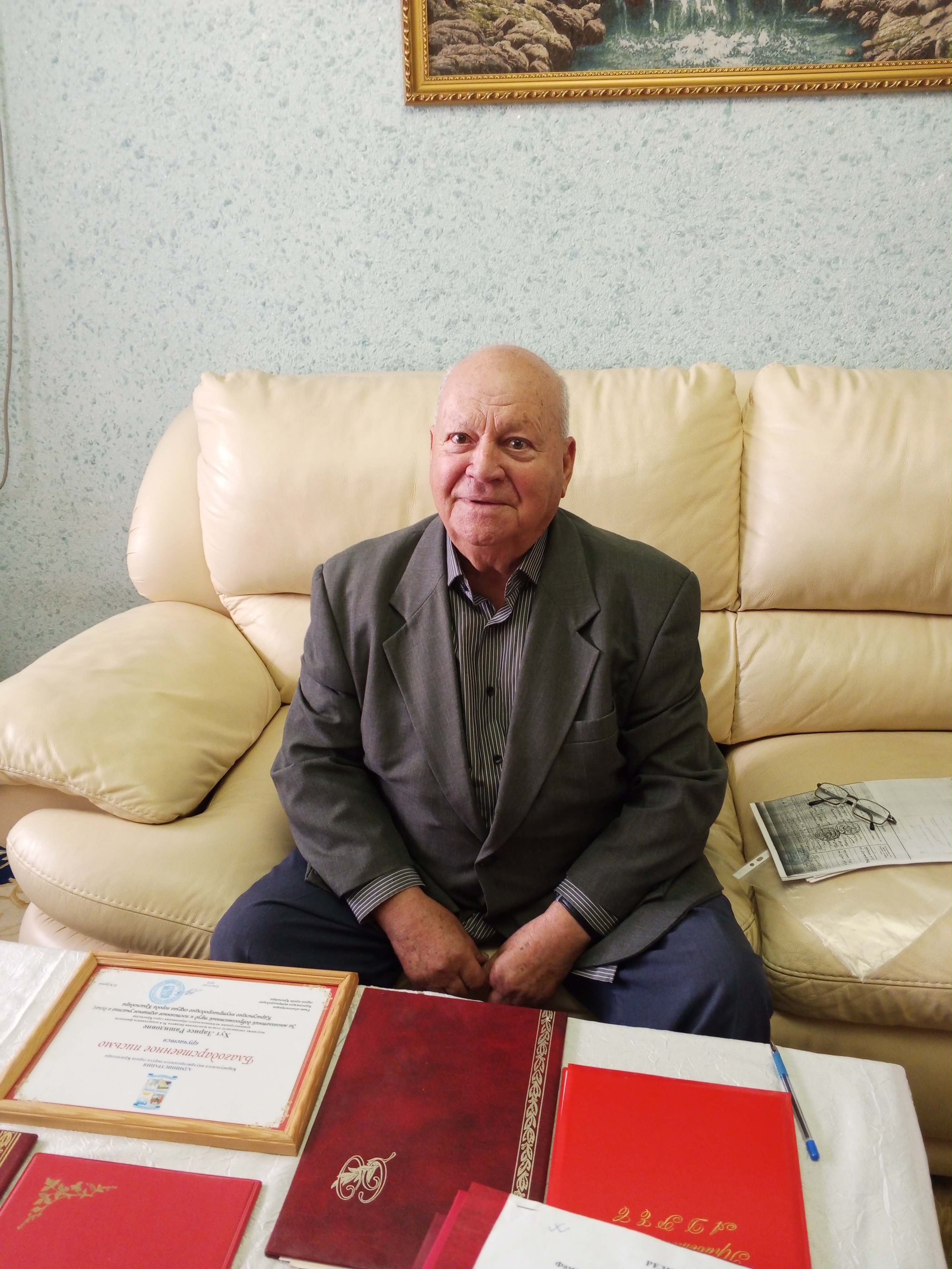 Ветерану труда и обладателю медали «Слава Адыгеи» Рашиду Хуту исполнилось 85 лет