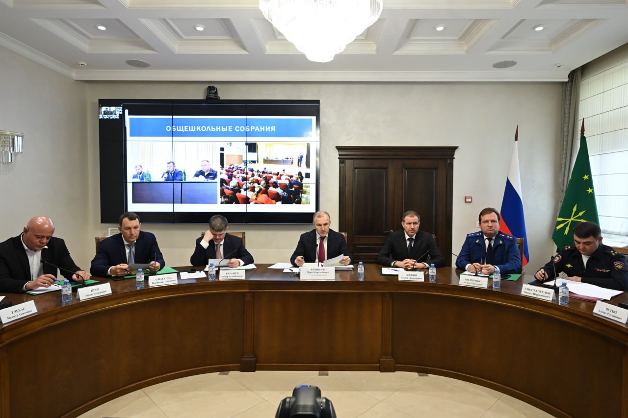 В Адыгее продолжается системная работа по снижению аварийности на дорогах