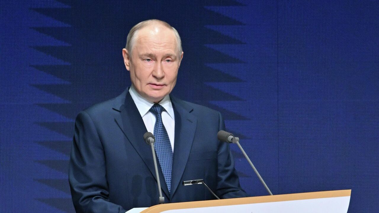 Президент встретился с выпускниками федеральной кадровой программы «Время героев»