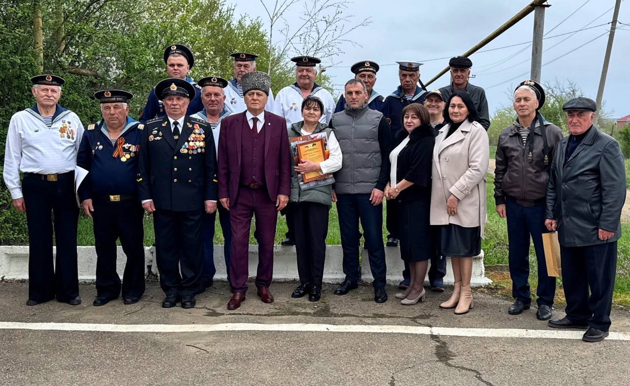 Морское братство  нерушимо!