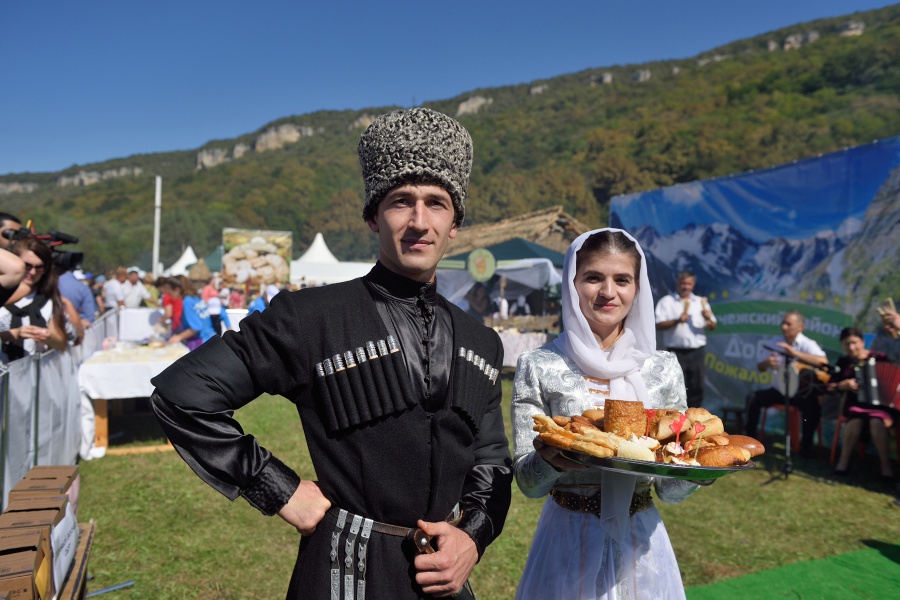 В Адыгее началась подготовка к юбилейному фестивалю адыгейского сыра