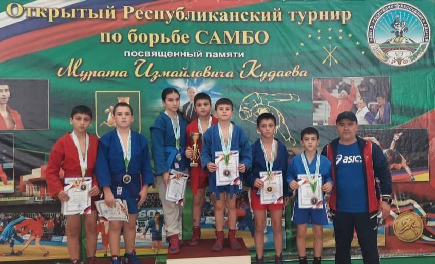 Воспитанники ДЮСШ города Адыгейска стали победителями и призерами республиканского турнира