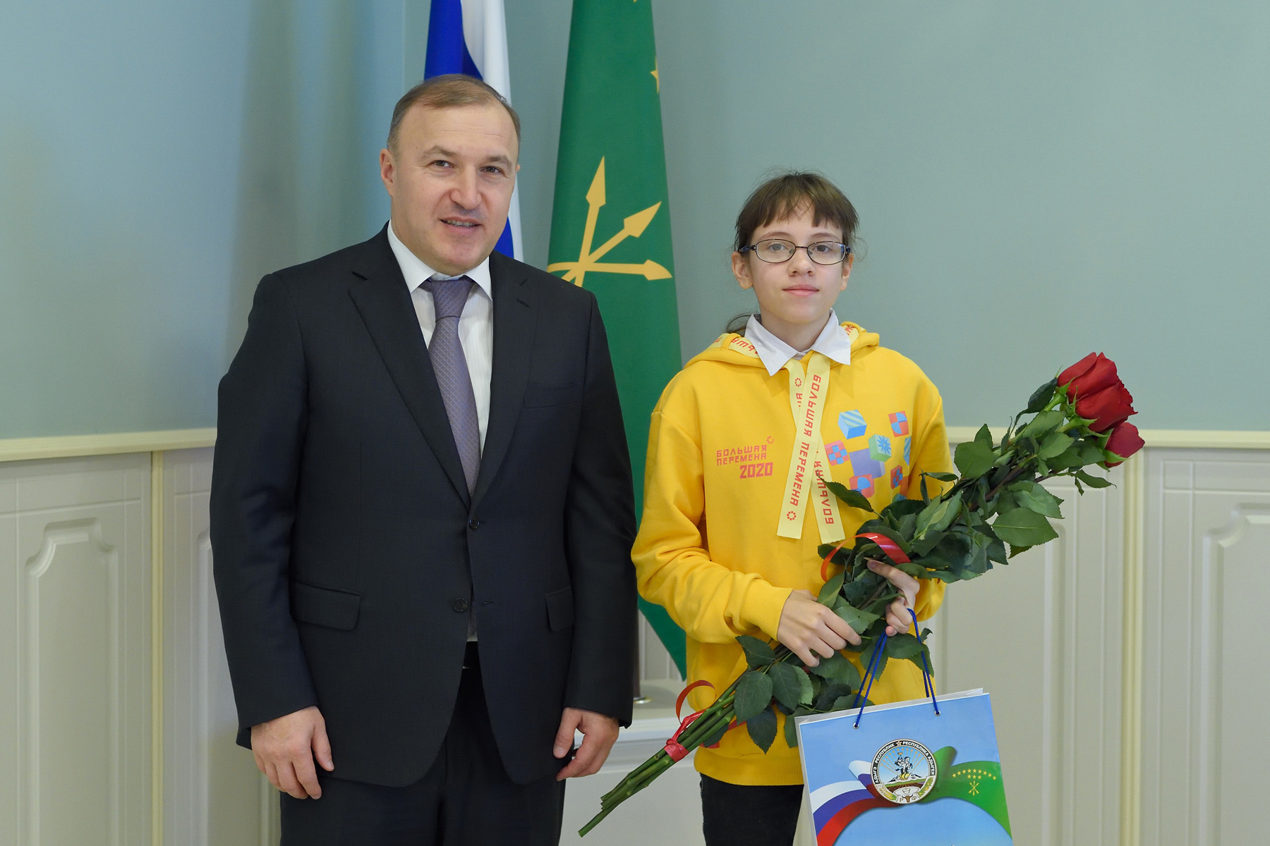 Глава Адыгеи поздравил победителей Всероссийского конкурса для школьников «Большая перемена»