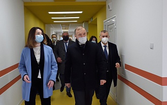Мурат Кумпилов ознакомился с результатом масштабной реконструкции перинатального центра