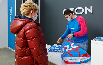 Ритейлер Ozon продолжает обслуживать покупателей в обычном режиме