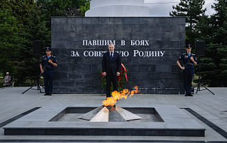 Адыгея чтит память героев