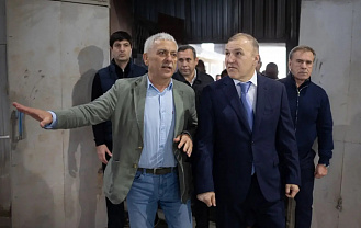 Глава Адыгеи посетил предприятие «Плитрон» и провёл выездное совещание по вопросам поддержки местных производителей